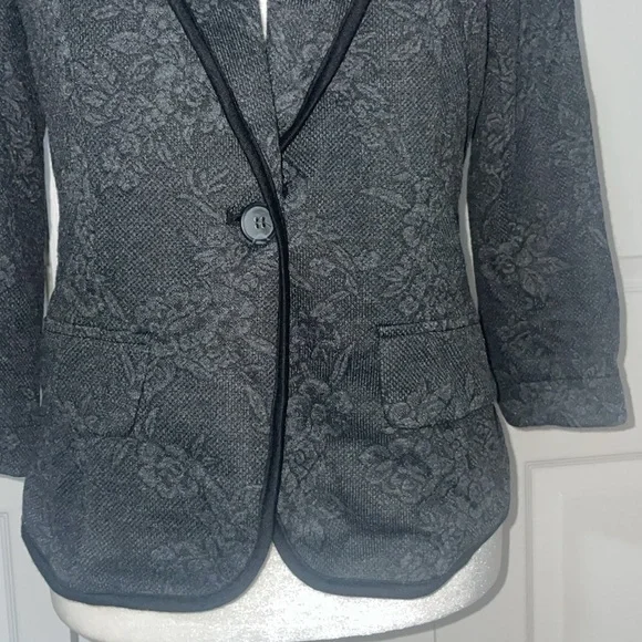 Wet Seal SZ L Black Floral Single Button Front Blazer - Picture 3 of 15